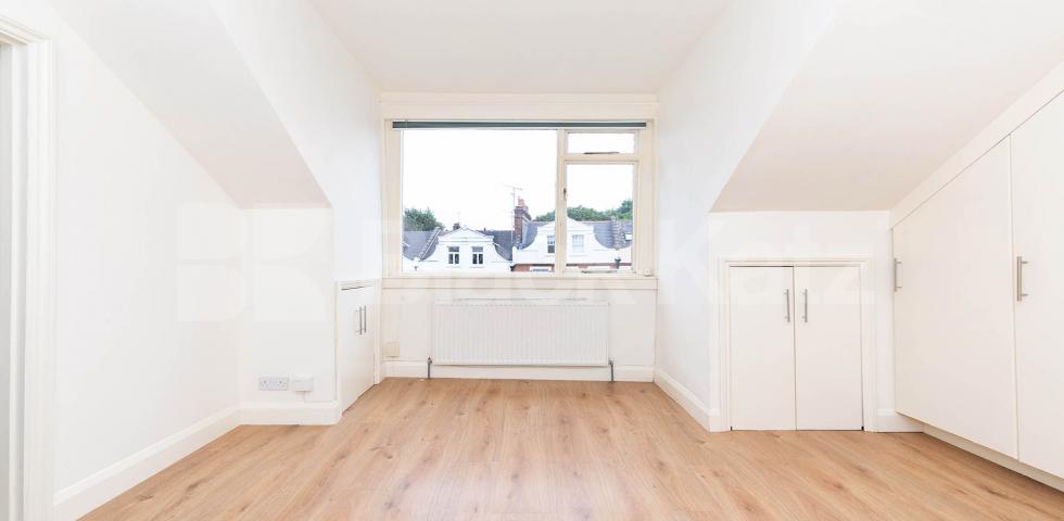 			1 Bedroom, 1 bath, 1 reception Flat			 Hillfield Avenue, Crouch End